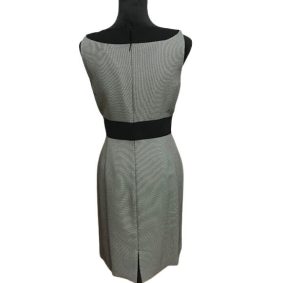 Tahari Arthur S. Levine Black/White Sheath Sleeveless Career Dress Size 6P - Picture 6 of 11